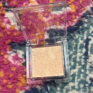 NEW Floss Brighten Up Highlighter